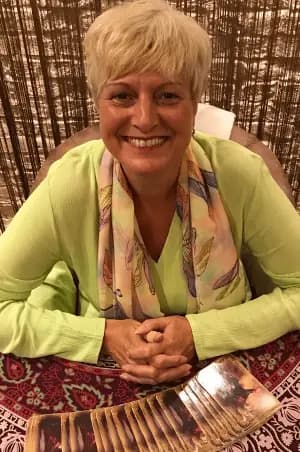 Medium Night with Sue O'Brien