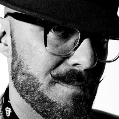 Justin Robertson + Trevor Fung