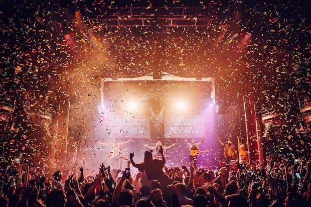 Massaoke - Sing The Musicals