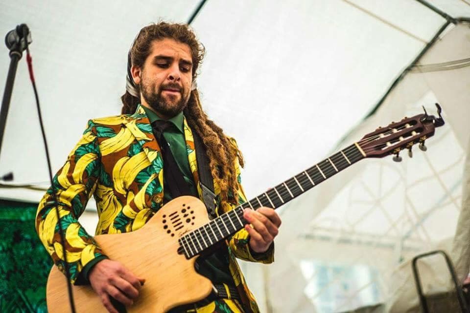 Thomas Abrahams LIVE - The Friday Social