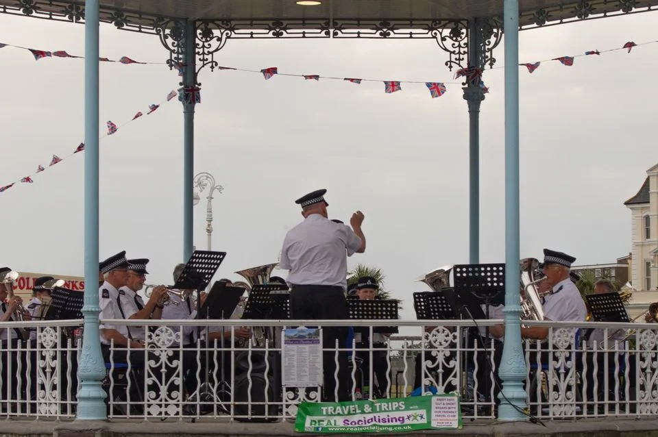 Leas Bandstand