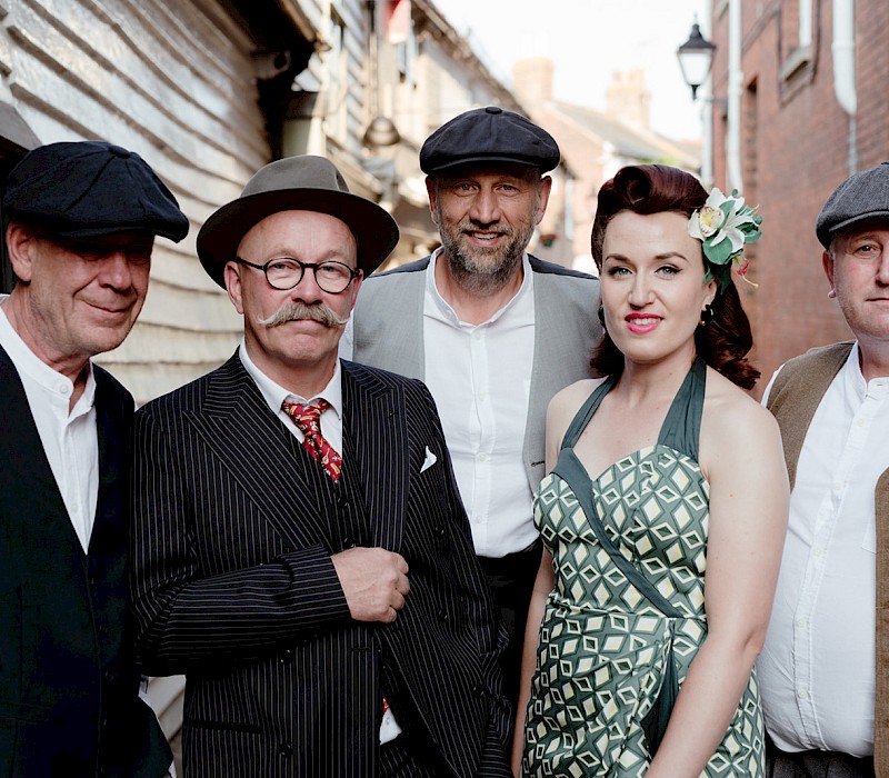 Jive in the Garden: The Swingtones